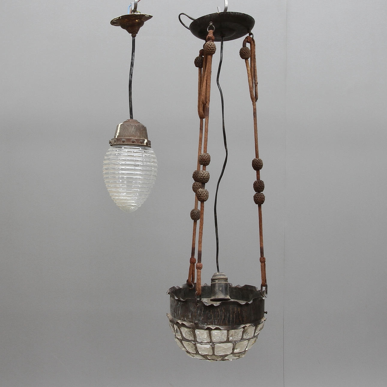 TAKLAMPOR, 2 st, jugend, tidigt 1900-tal.