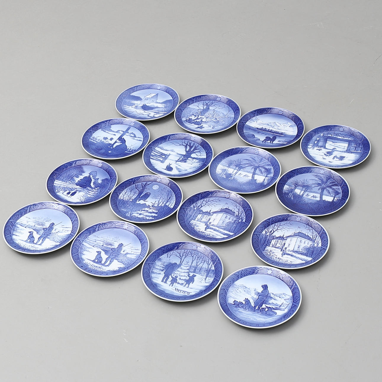 JULTALLRIKAR i porslin, 16 st, (1966-1979), Royal Copenhagen.