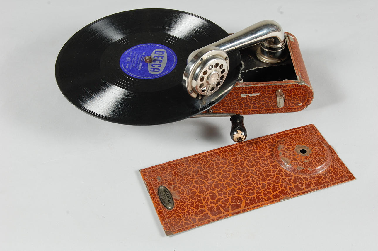 RESEGRAMOFON, Excelda, Colibri, Schweiz, 1920-tal, hopfällbar.