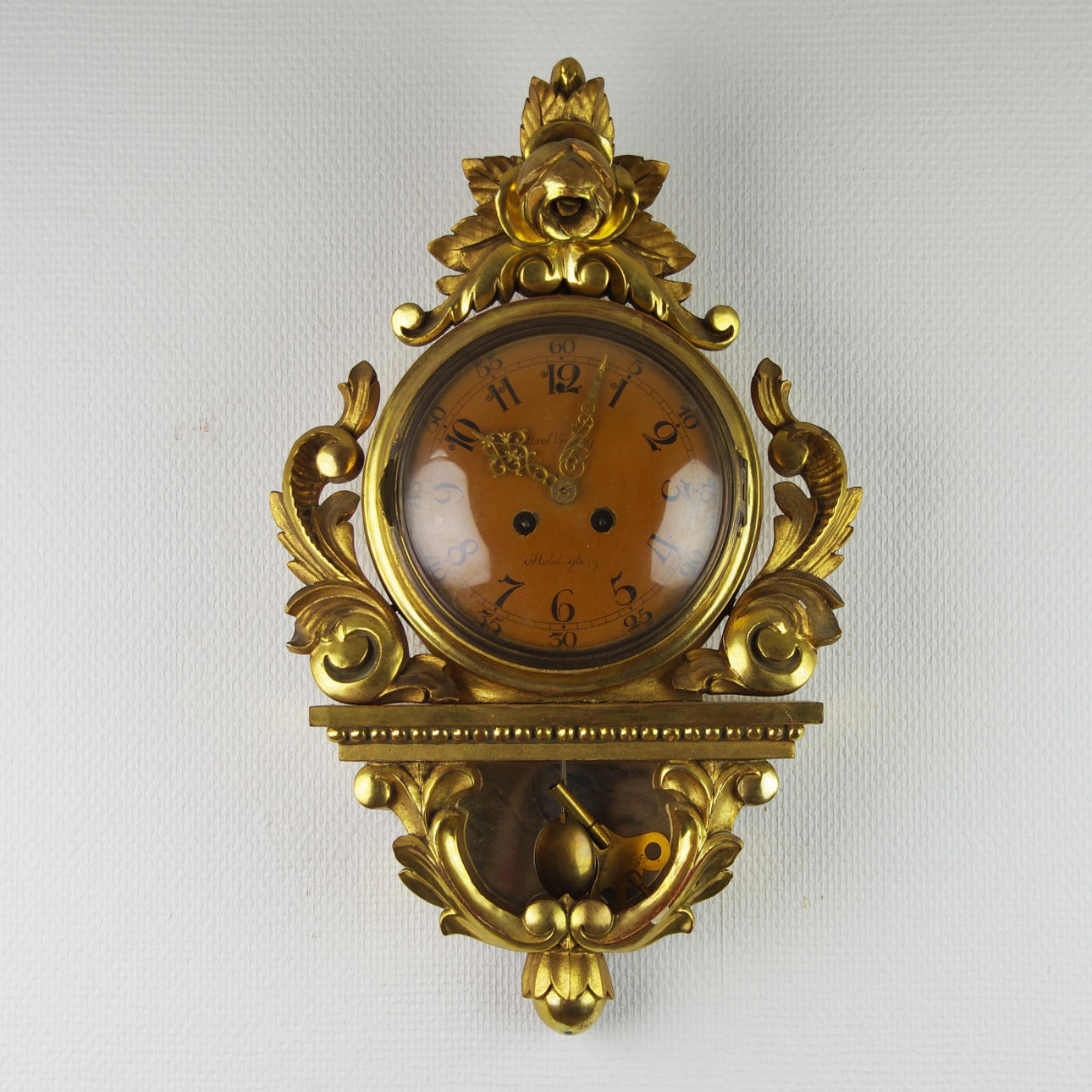 VÄGGPENDYL, förgylld, rokokostil, märkt Axel Vinberg Helsingborg.