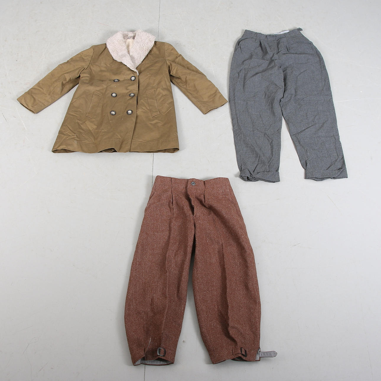 ÄPPELKNYCKARBYXOR och PARKAS, 3 delar, bl.a Konfektionsfabriken Norrland, Kramfors, 1930-50-tal.