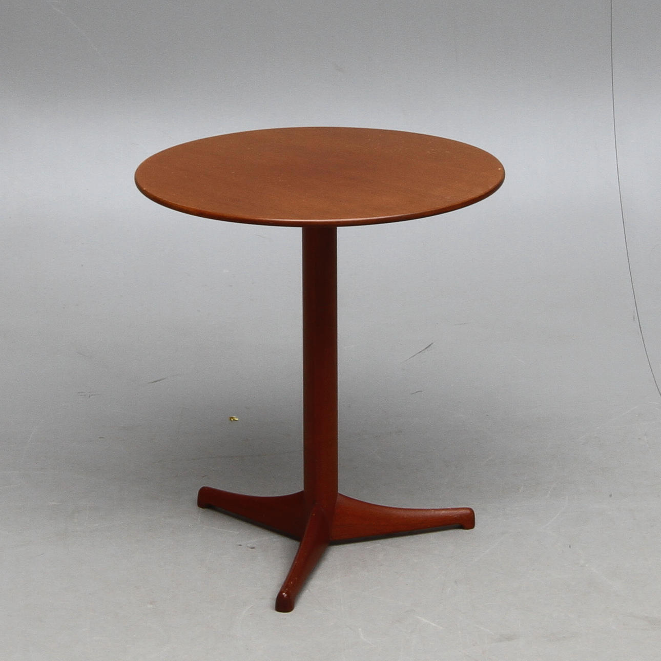 BORD, teak, NK´s Triva-serie, Kerstin Hörlin Holmqvist.