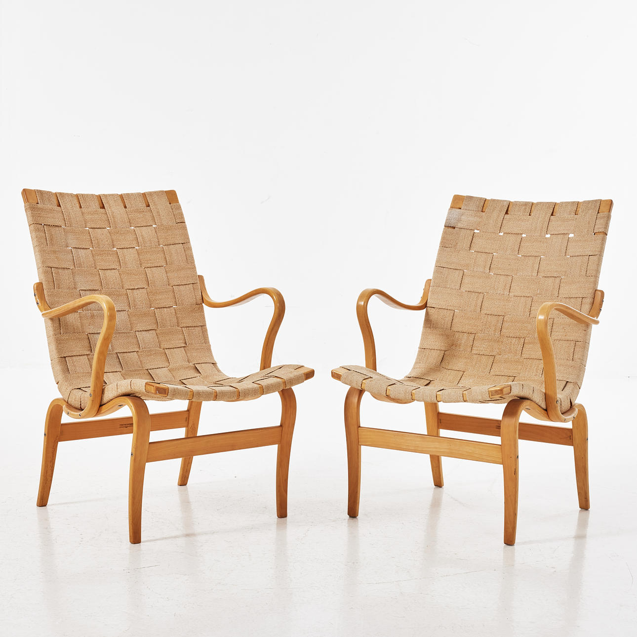 FÅTÖLJER, ett par, "Eva", Bruno Mathsson, 1961, brännmärkta.