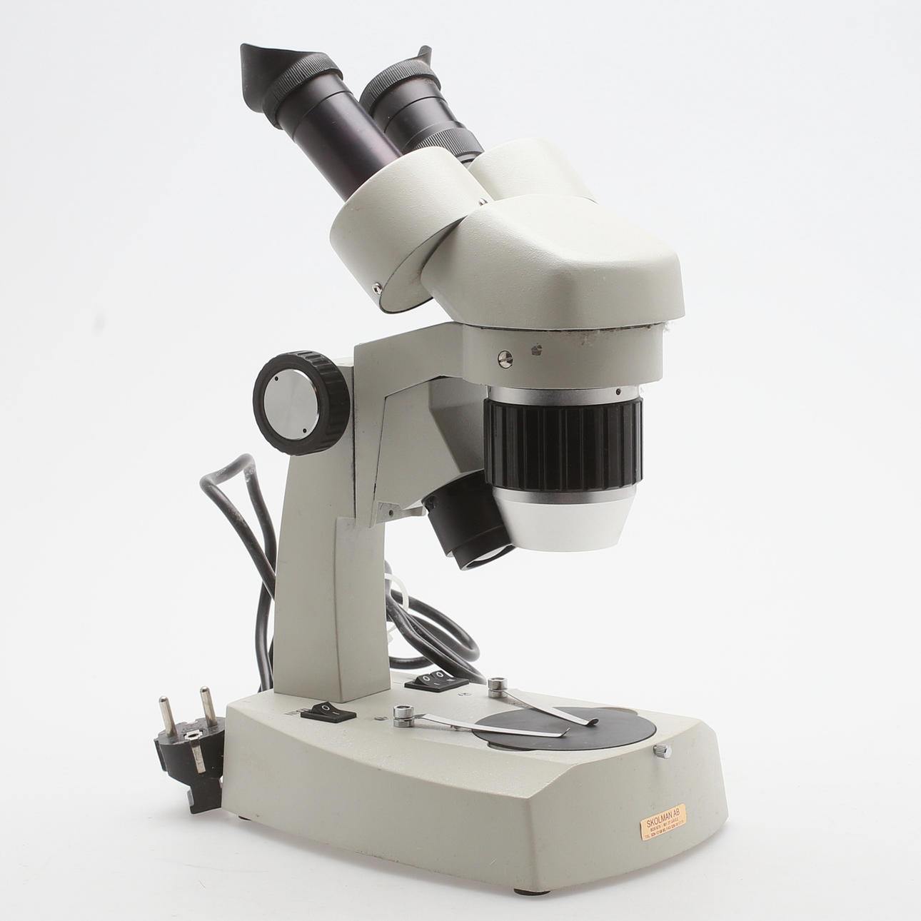MICROSCOPE, school microscope, with lighting, late 20th century.