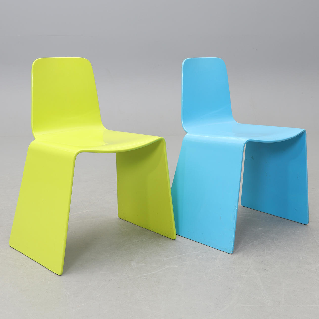 PETER KARPF. STOLE, et par, „Nxt“, Voxia, Iform, moderne.