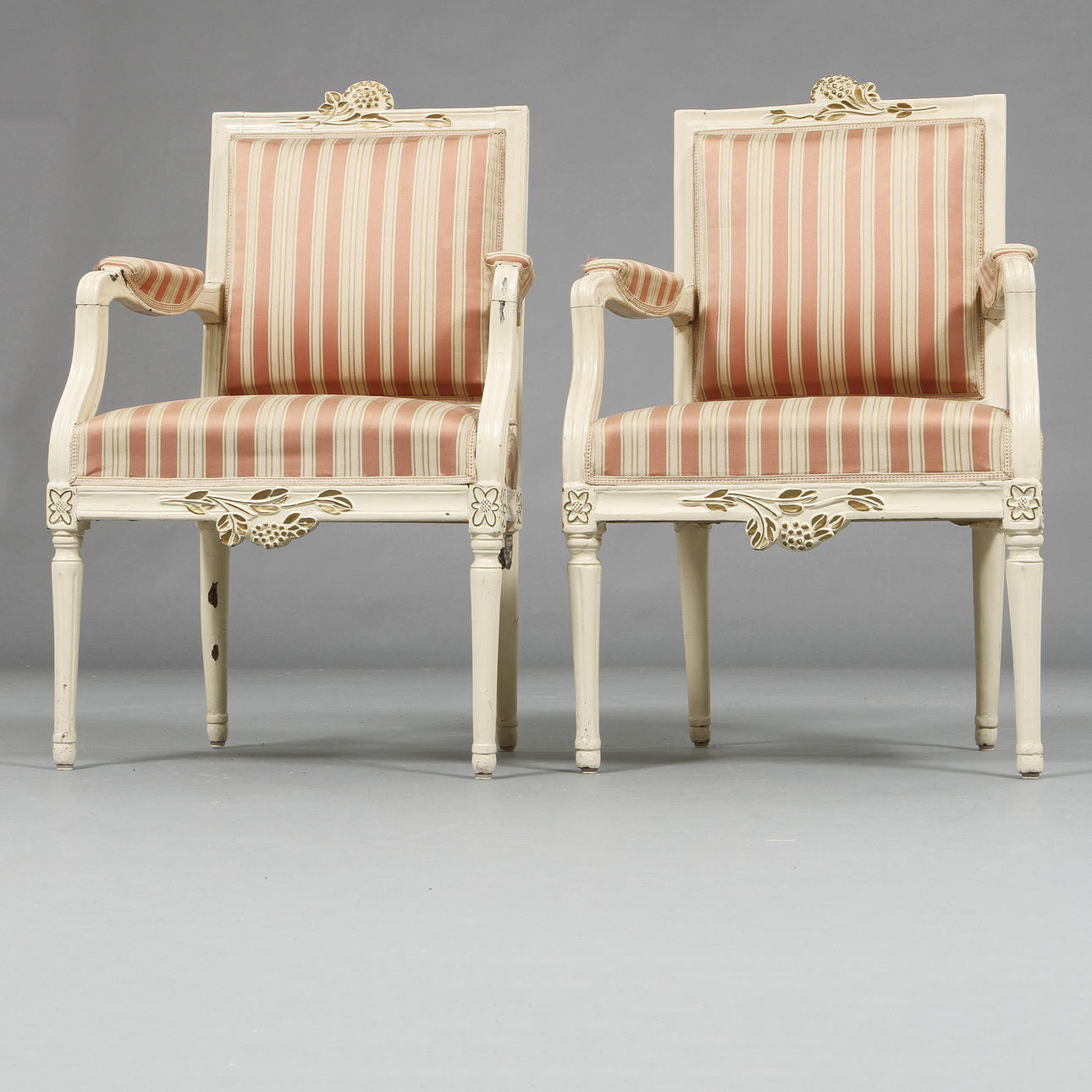 KARMSTOLAR, ett par, gustavianska, Lindome, 1700-tal.