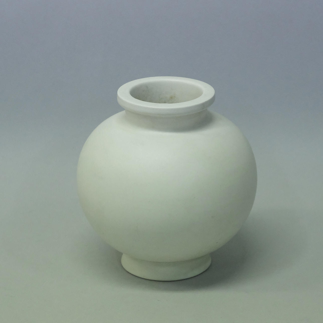 WILHELM KÅGE. GUSTAVSBERG CARRARA.