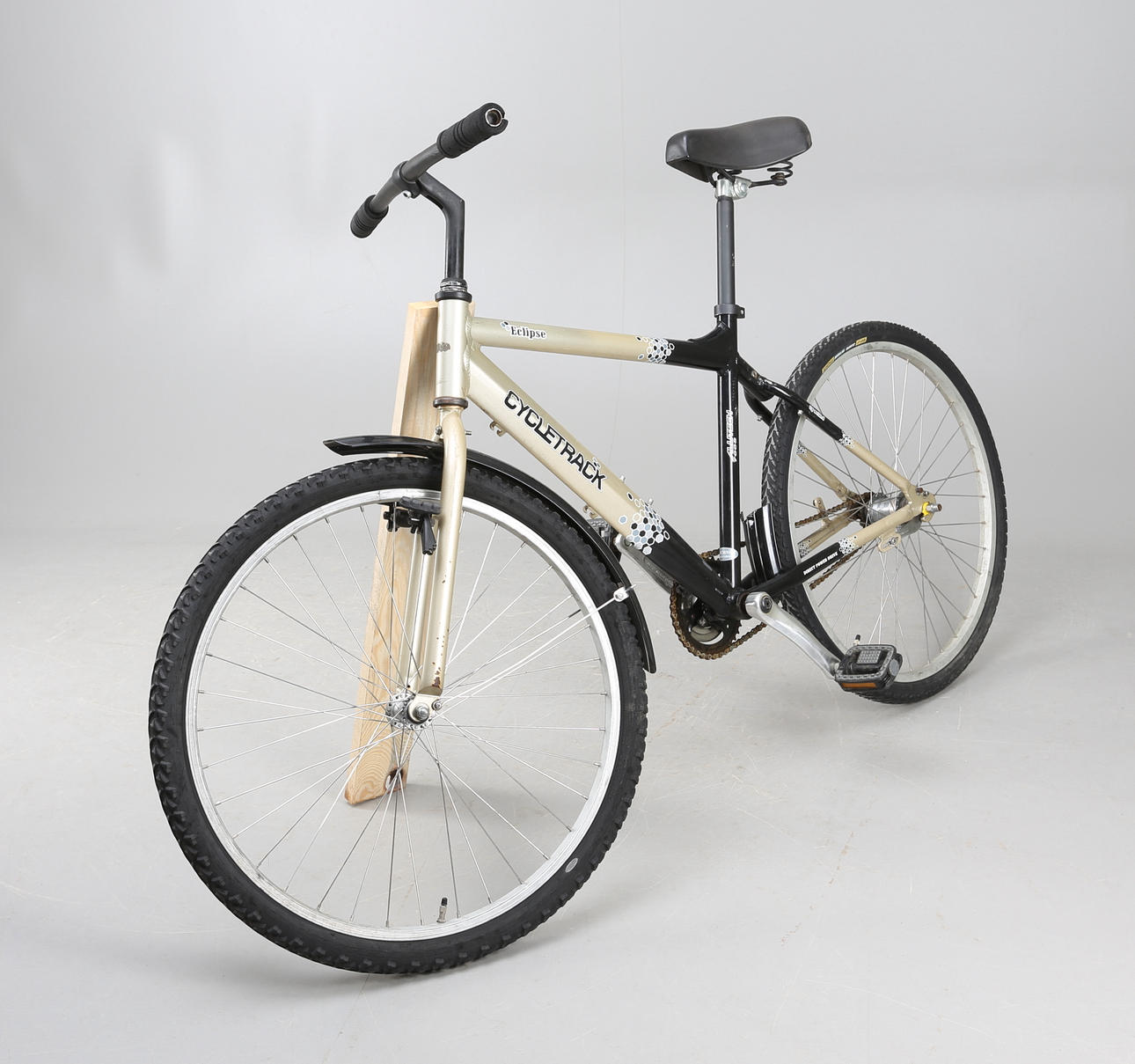 CYKEL, Eclipse.