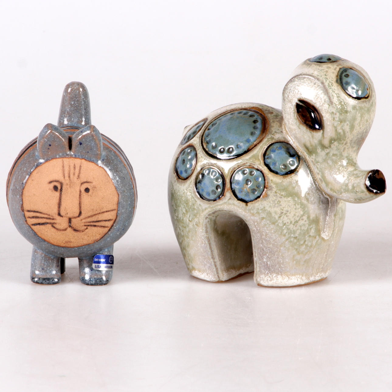 FIGURINER, keramik, 2 st. Katt och Elefant, Lisa Larson och Britt-Louise Sundell, Gustavsberg.