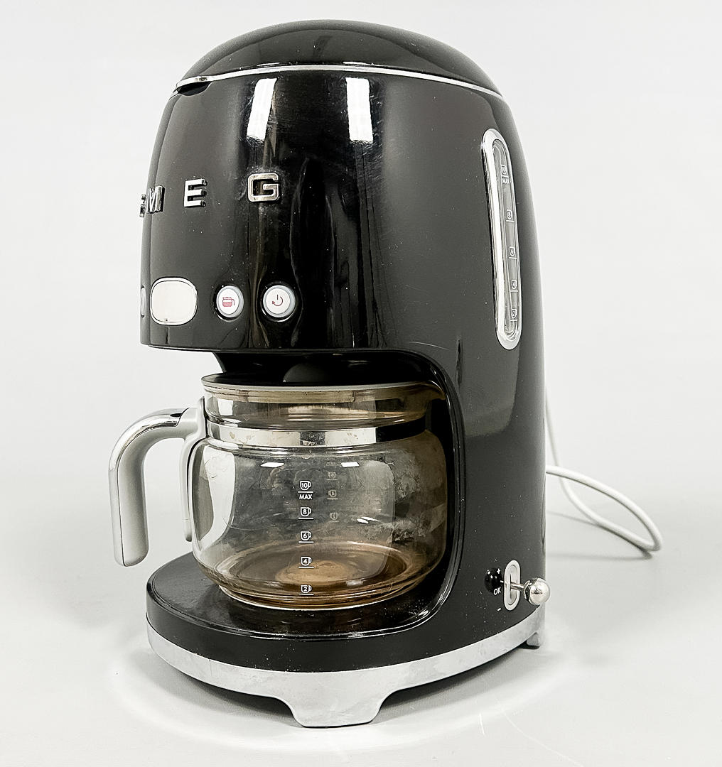 KAFFEBRYGGARE, "Smeg", retro-stil.