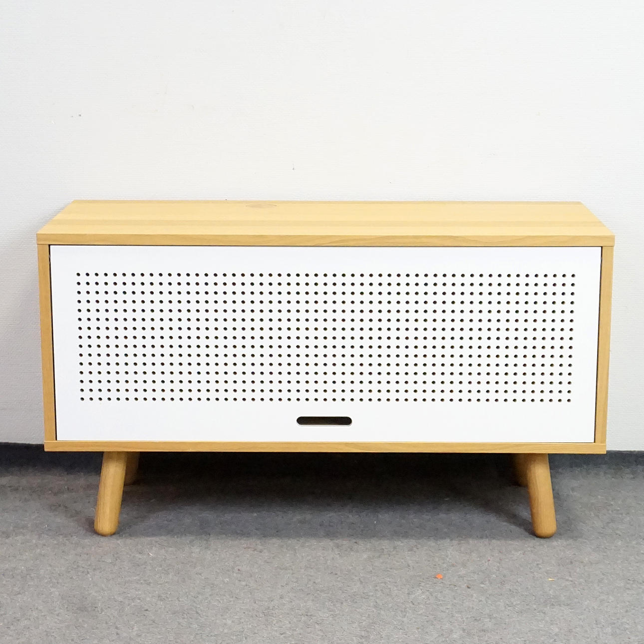 MEDIABÄNK, "Ray", Department.