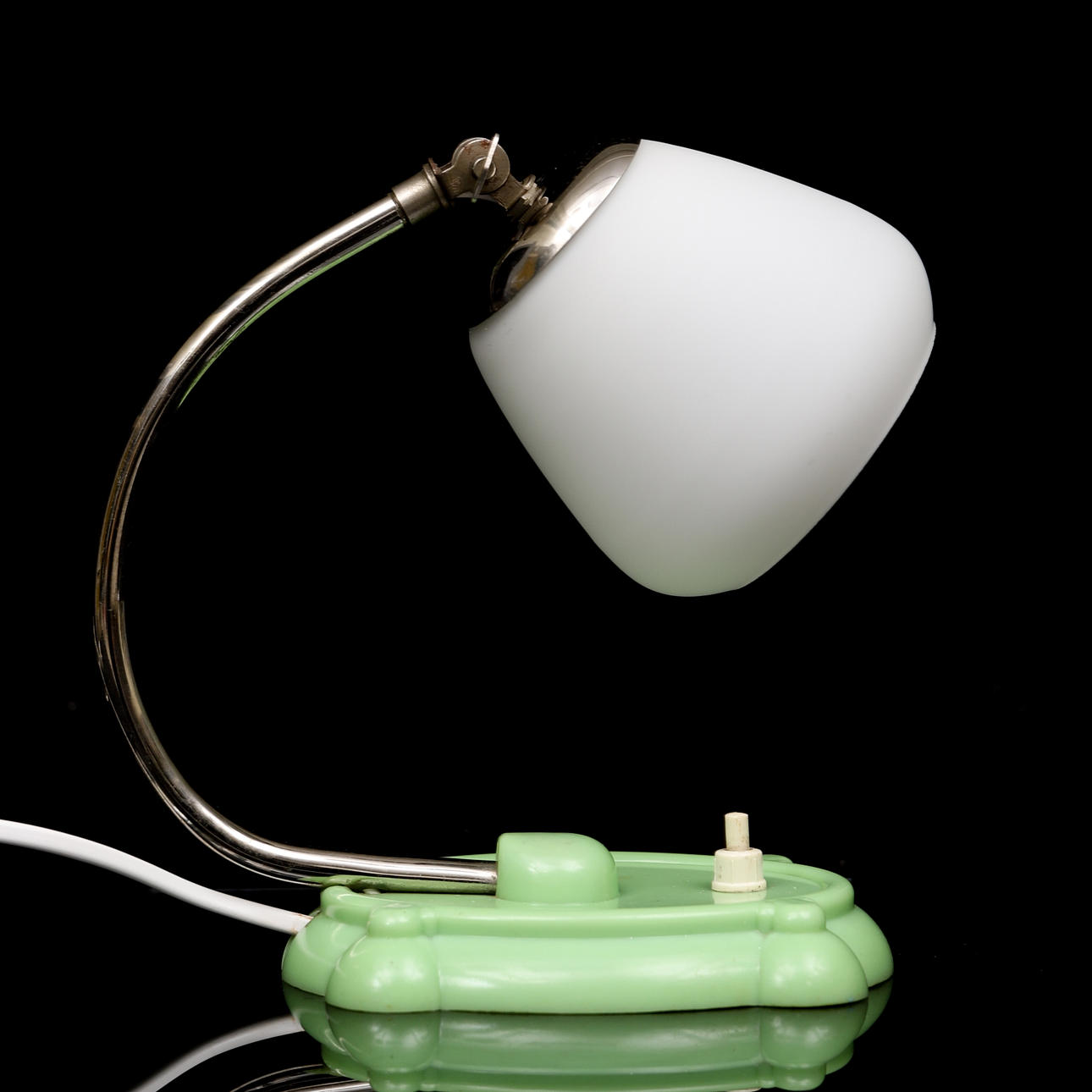 BORDSLAMPA, 1940/50-tal.