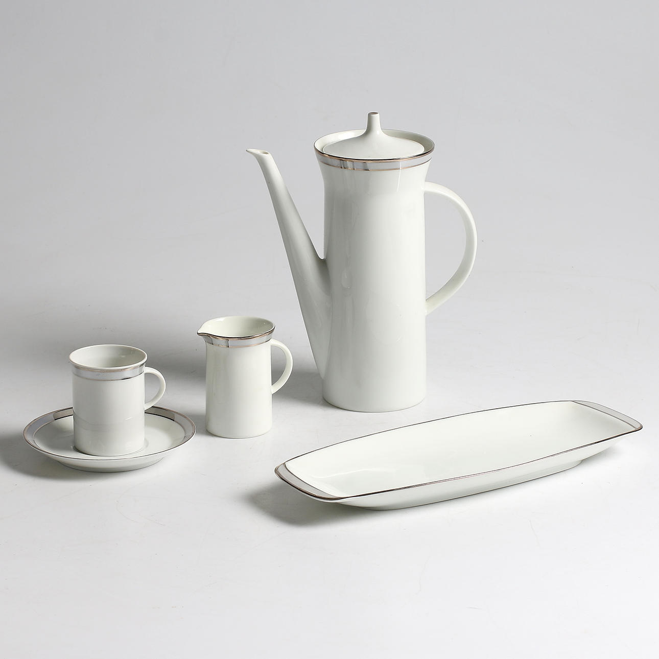 KAFFE/MOCCASERVICE, 40 delar, porslin, "Friedrichstrasse", Studio Line. Rosenthal.
