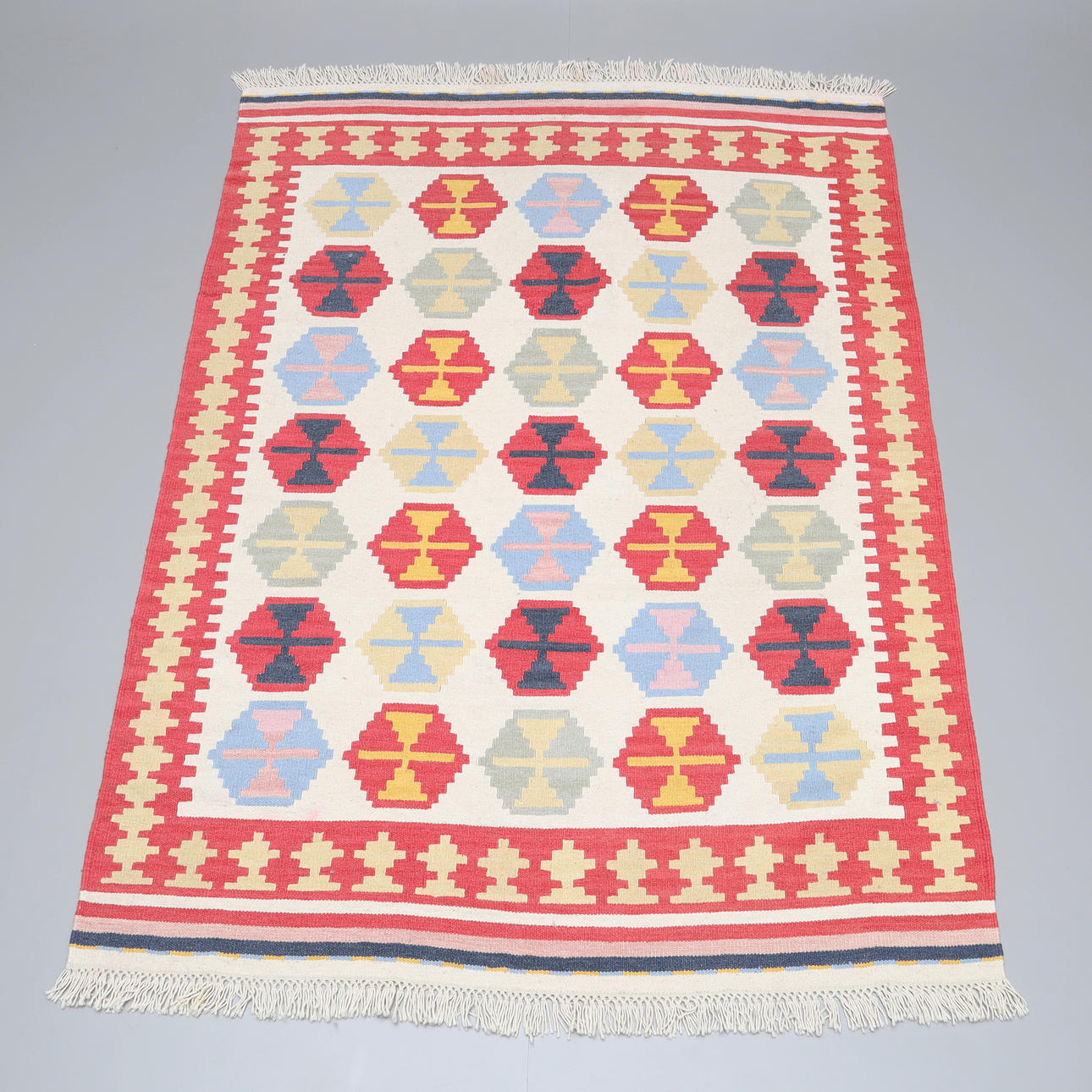 ALFOMBRA, modelo kelim, 240 x 170 cm, Ikea.