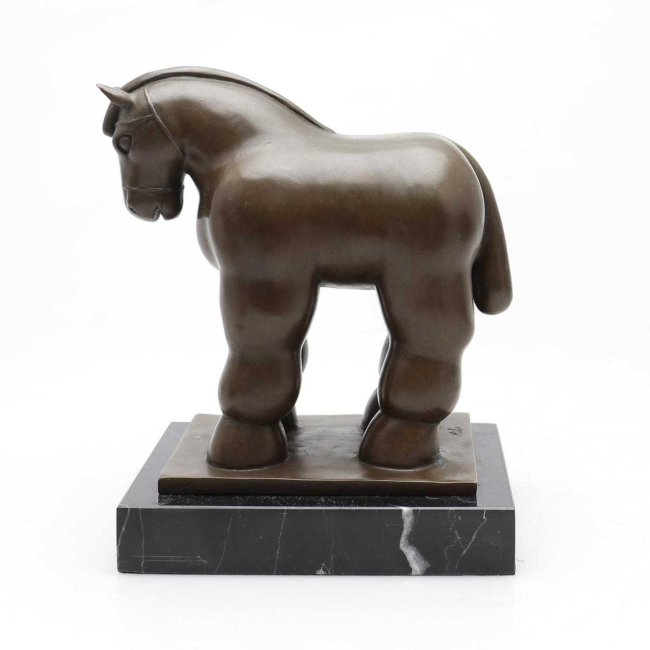 FERNANDO BOTERO. SEGÚN. Caballo.