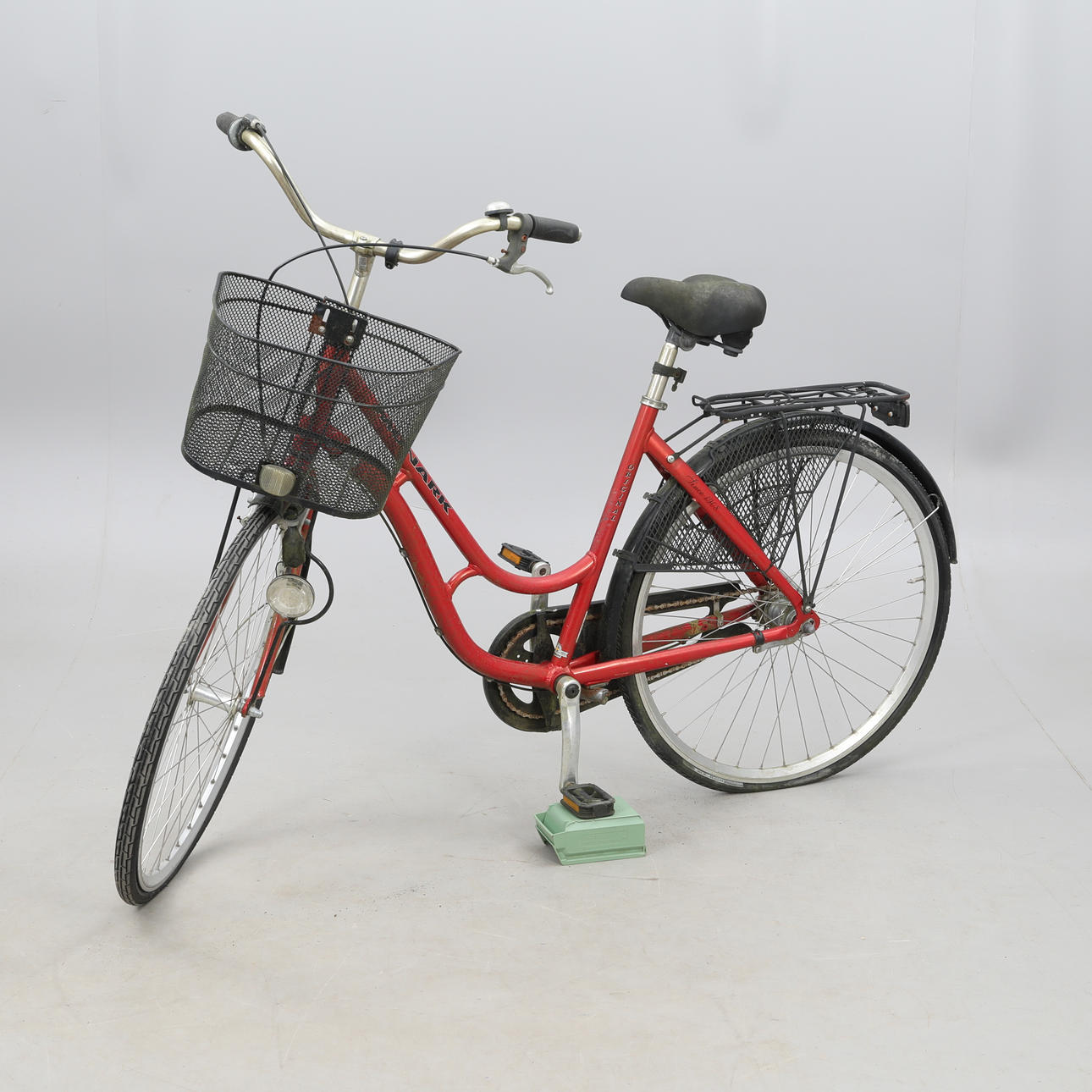 CYKEL, Monarch, damemodel.