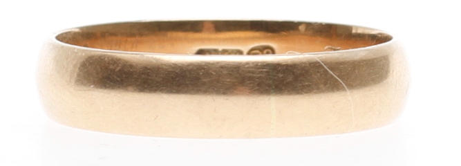 RING, 14k guld, vikt ca 4,4 gram.