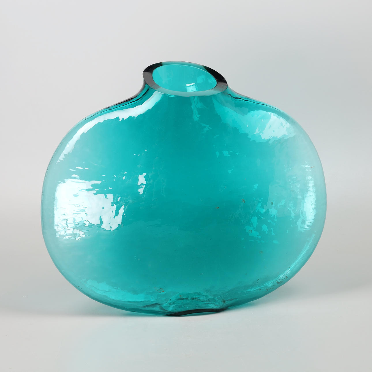 BIRGITTA WATZ. A glass vase, “Thalia”, Lindshammar. Glass - Other ...