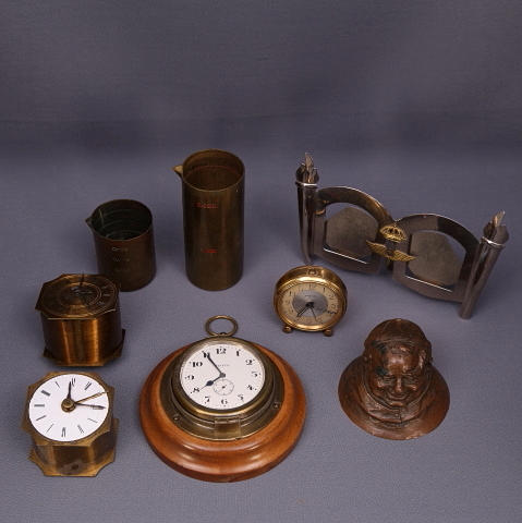 KLOCKOR, 4 st + VÄGGFIGURIN + MÅTT, 2 st + FOTORAM.