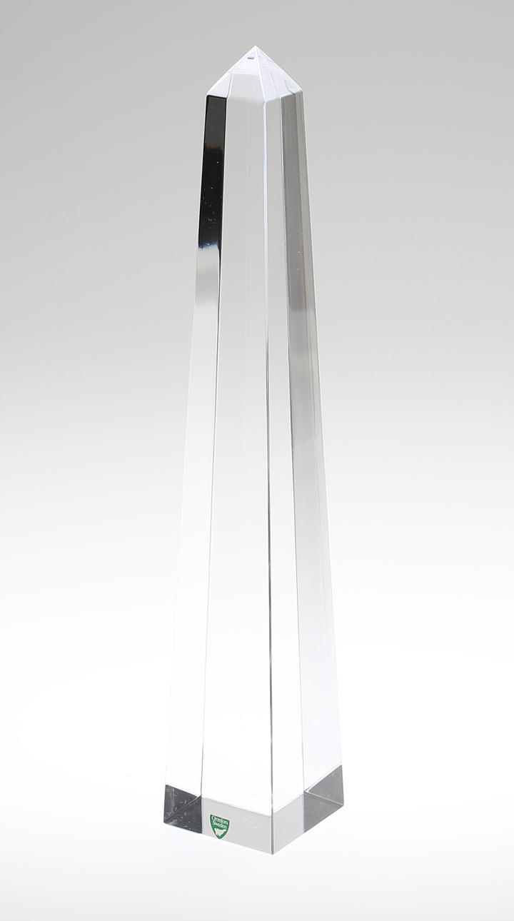 JAN JOHANSSON. Obelisk, Orrefors.
