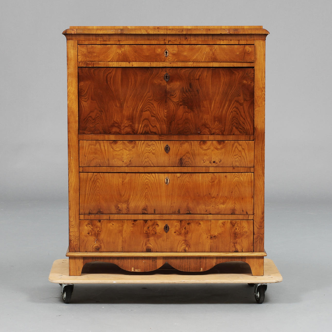 CHIFFONIER, 1800-tal.