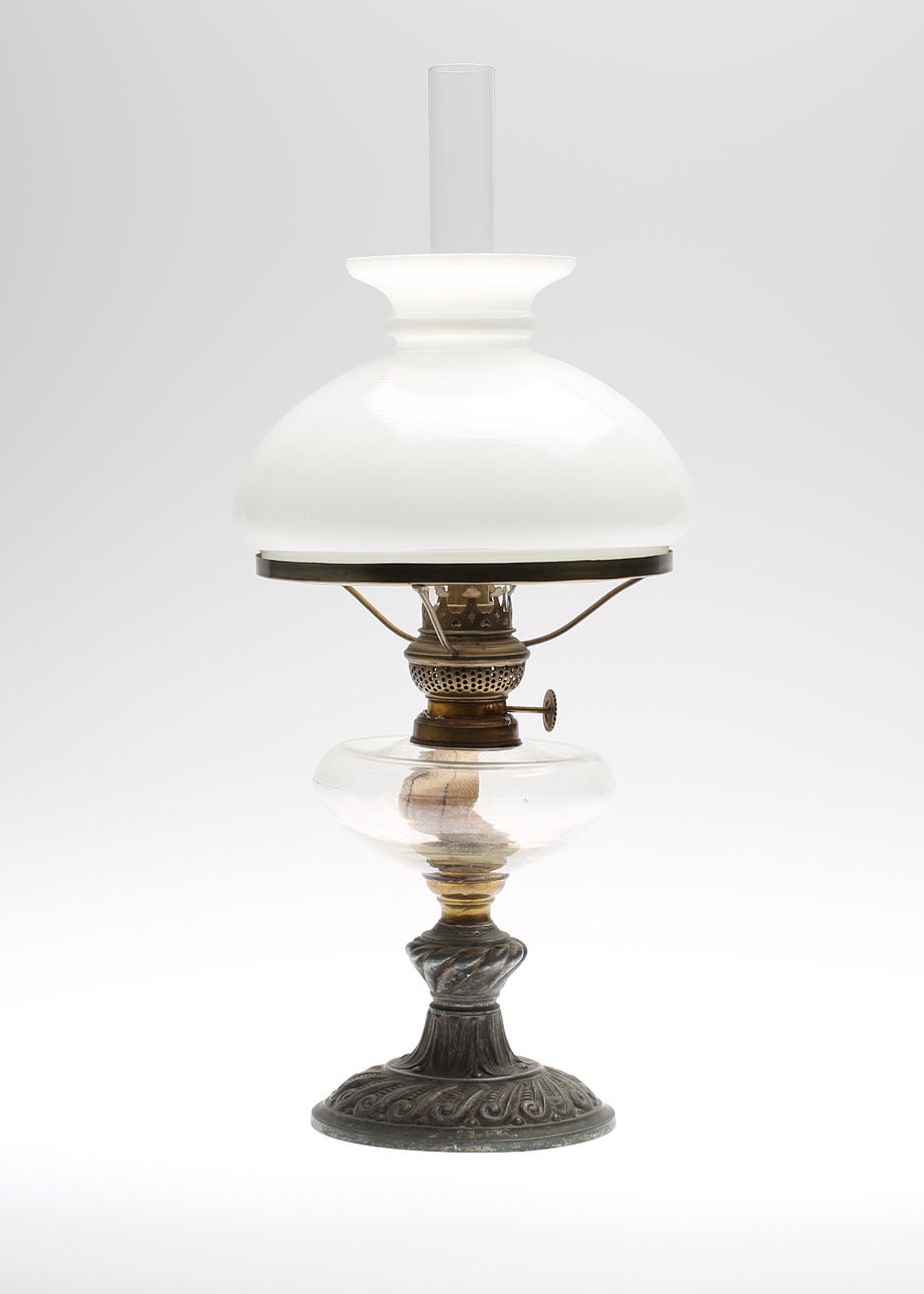 FOTOGENLAMPA, metall samt glas, 1800-talets slut.