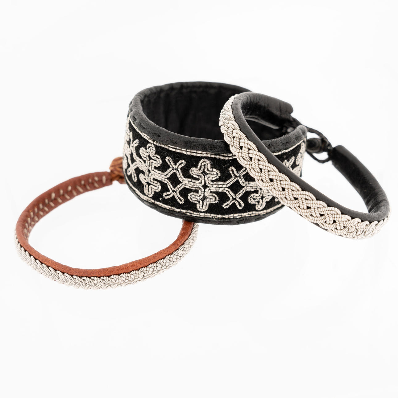 Armband, Läder, Tennbroderi (3st).