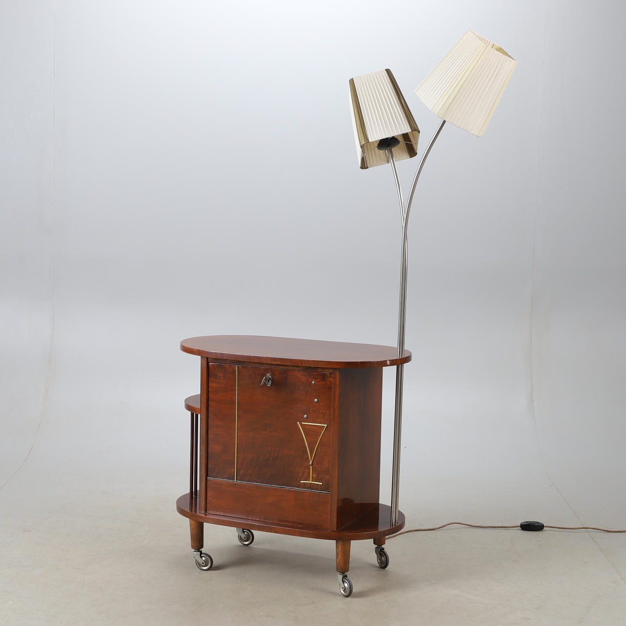 BARVAGN, mahogny, 1900-talets mitt.