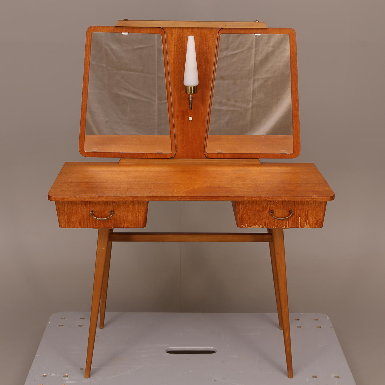 SMINKBORD, teak, dubbla speglar, 1960-tal.