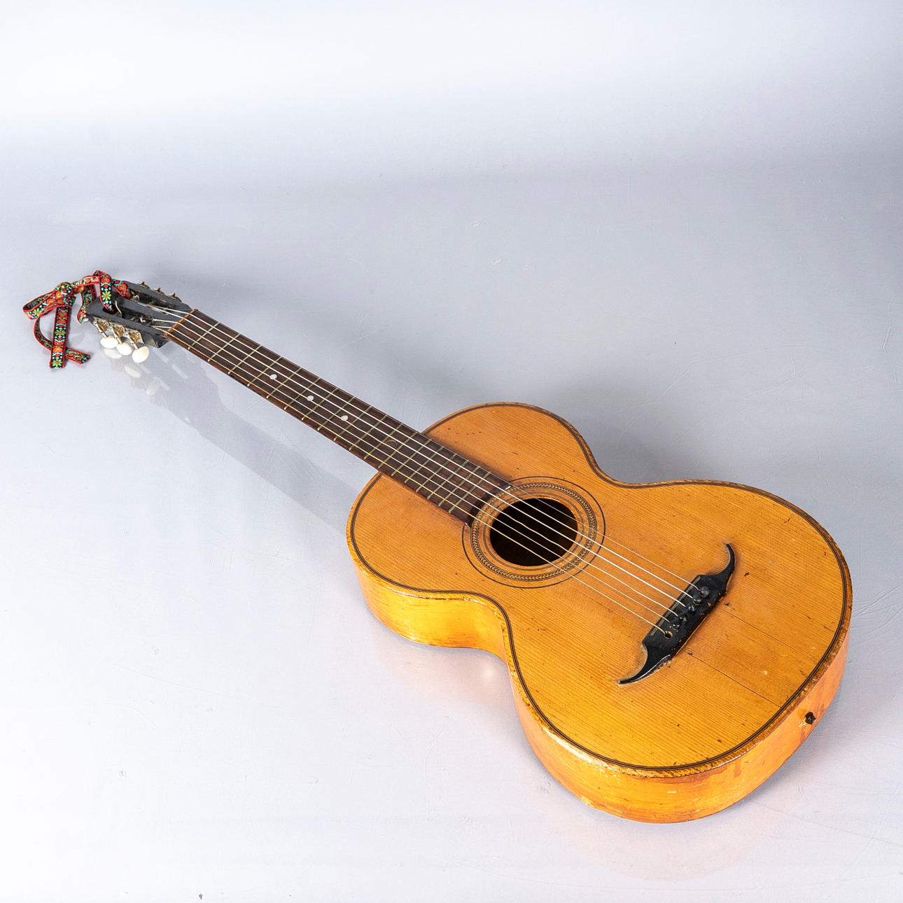 Acoustic Guitar, 20th Century.