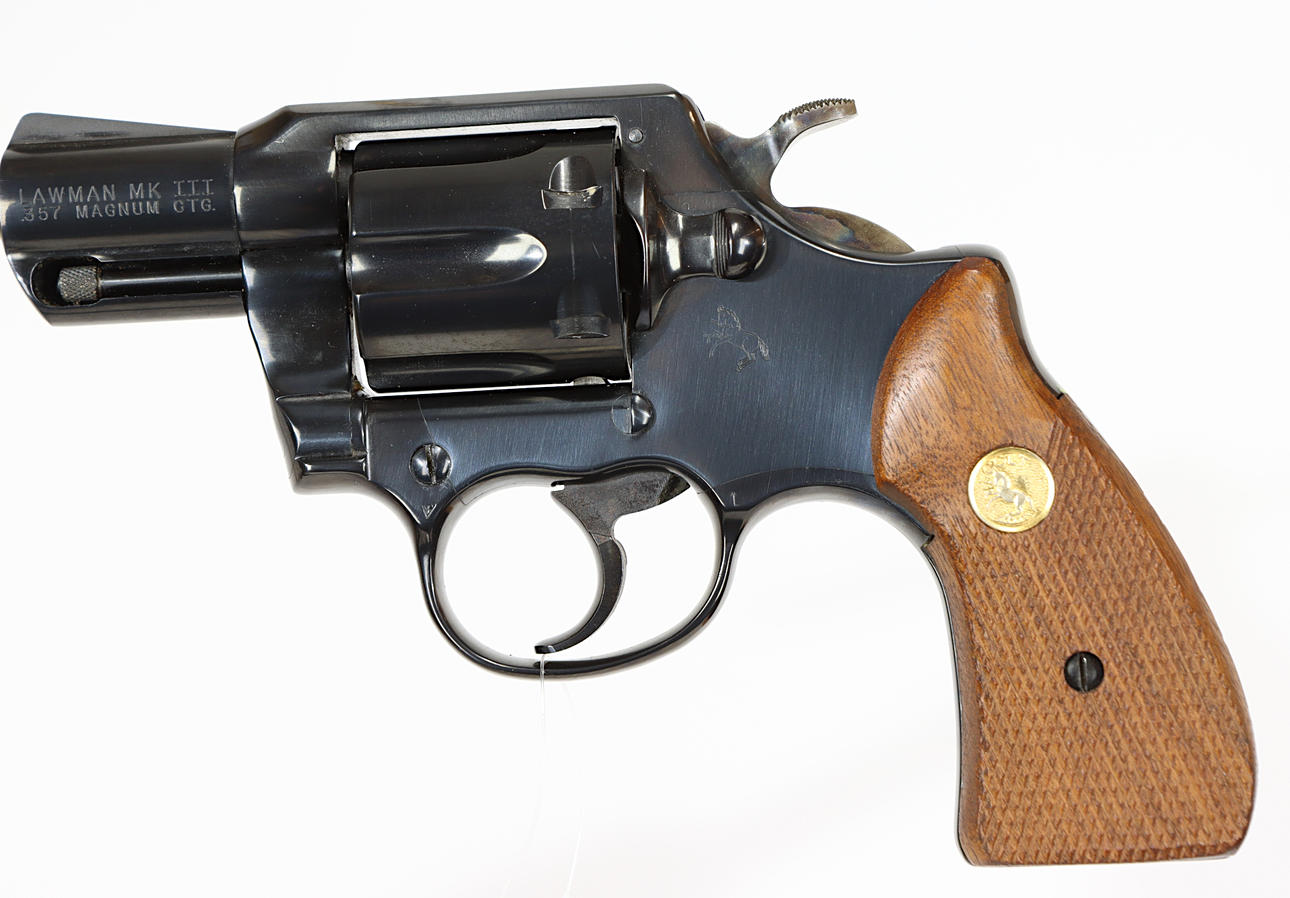 REVÓLVER, marca Colt, modelo Lawman MK III, calibre .357 Magnum