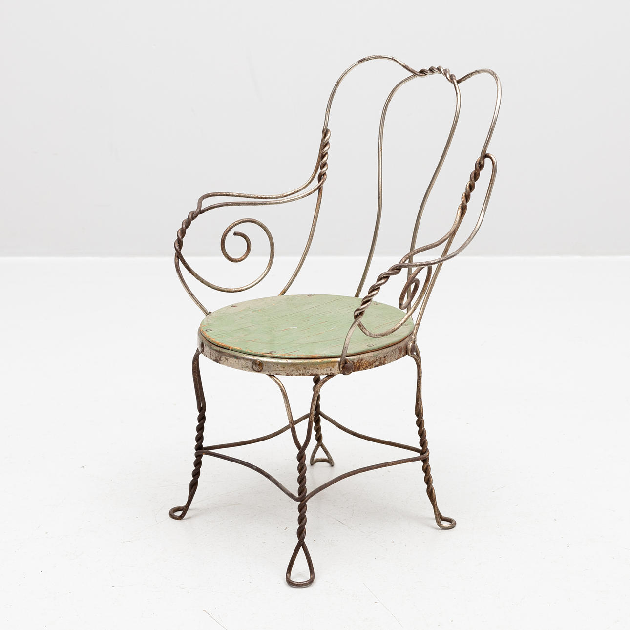 Puutarhatuoli, lasten 1900-luvun alku.