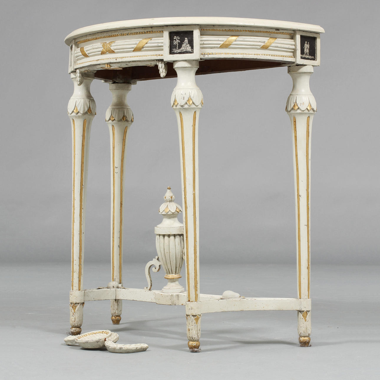 KONSOLBORD, gustaviansk stil, 1900-tal.