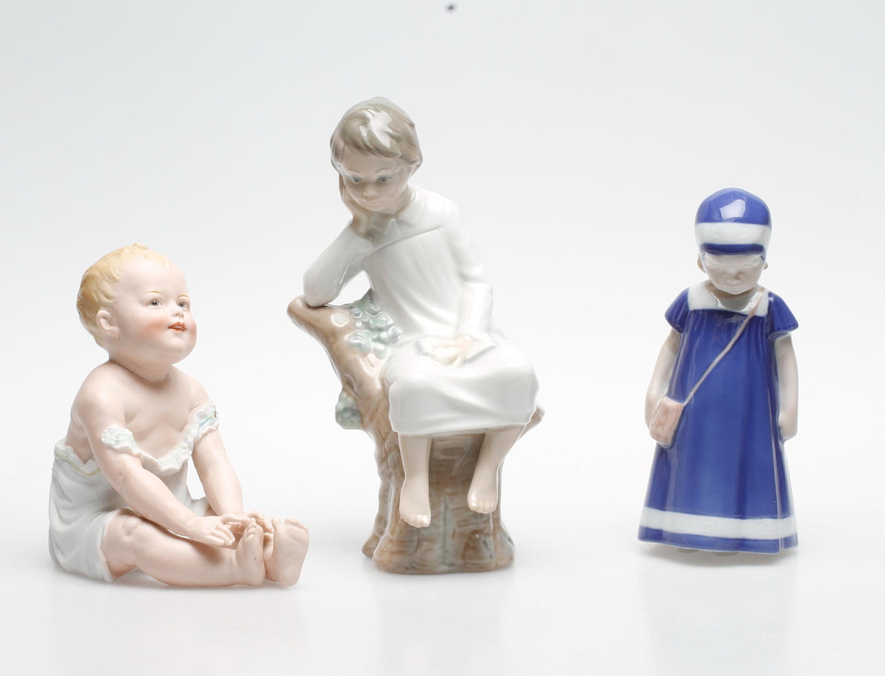 FIGURINER, 3 st, porslin, bland annat Bing&Gröndahl, och Lladro.