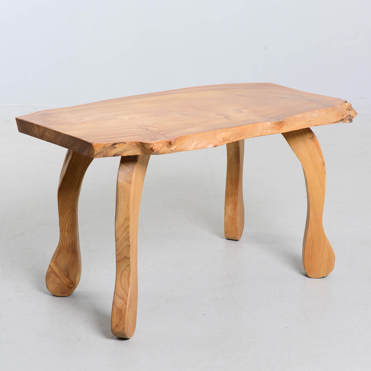 Ein Tisch, Ulme, Holzkunst, Sjöbo, 1970er.