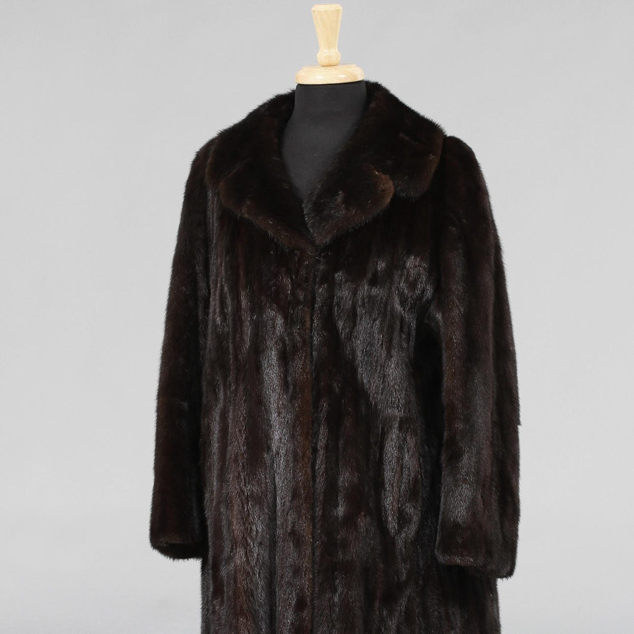 DAMPÄLS, mink.