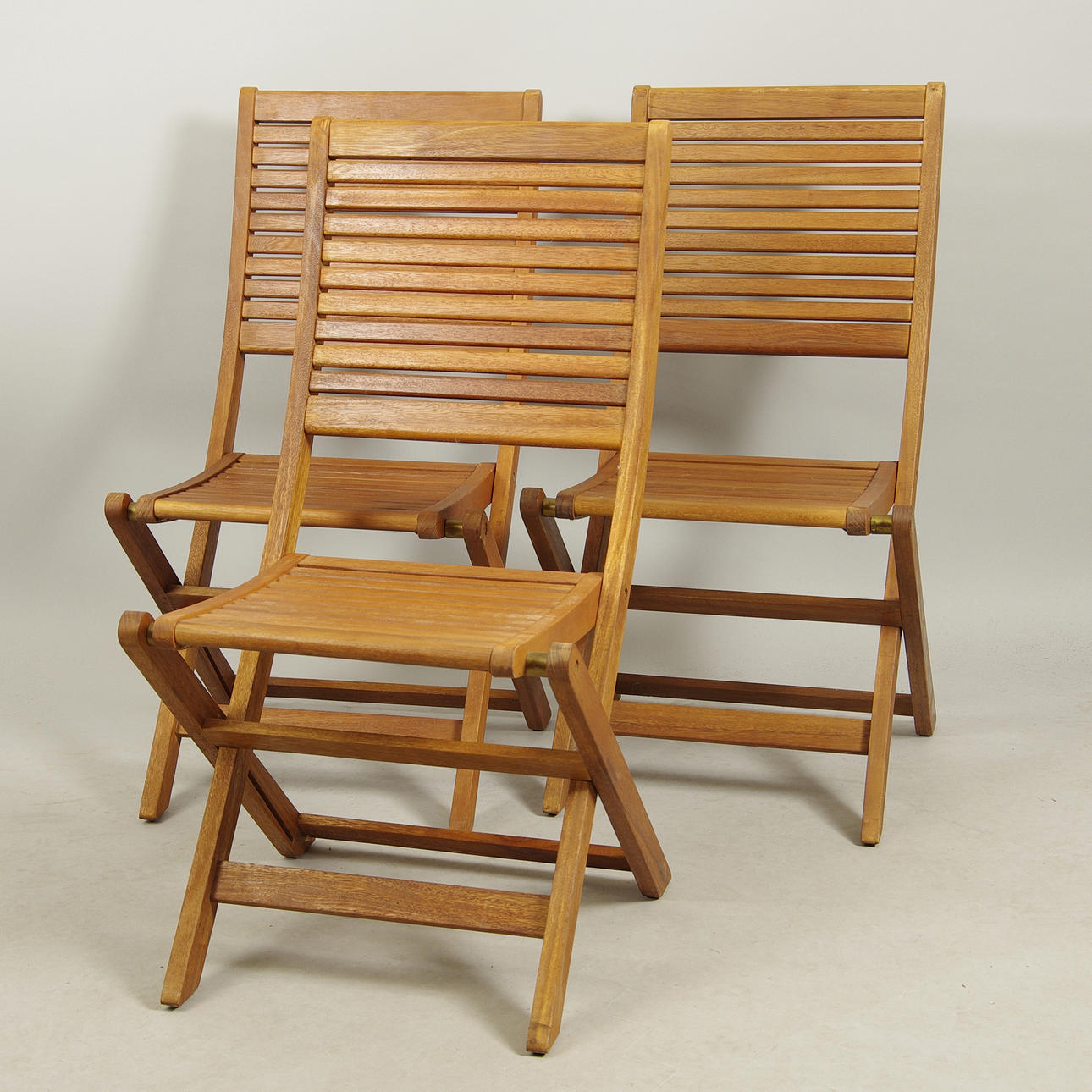 TRÄDGÅRDSSTOLAR, 3 stycken, teak.