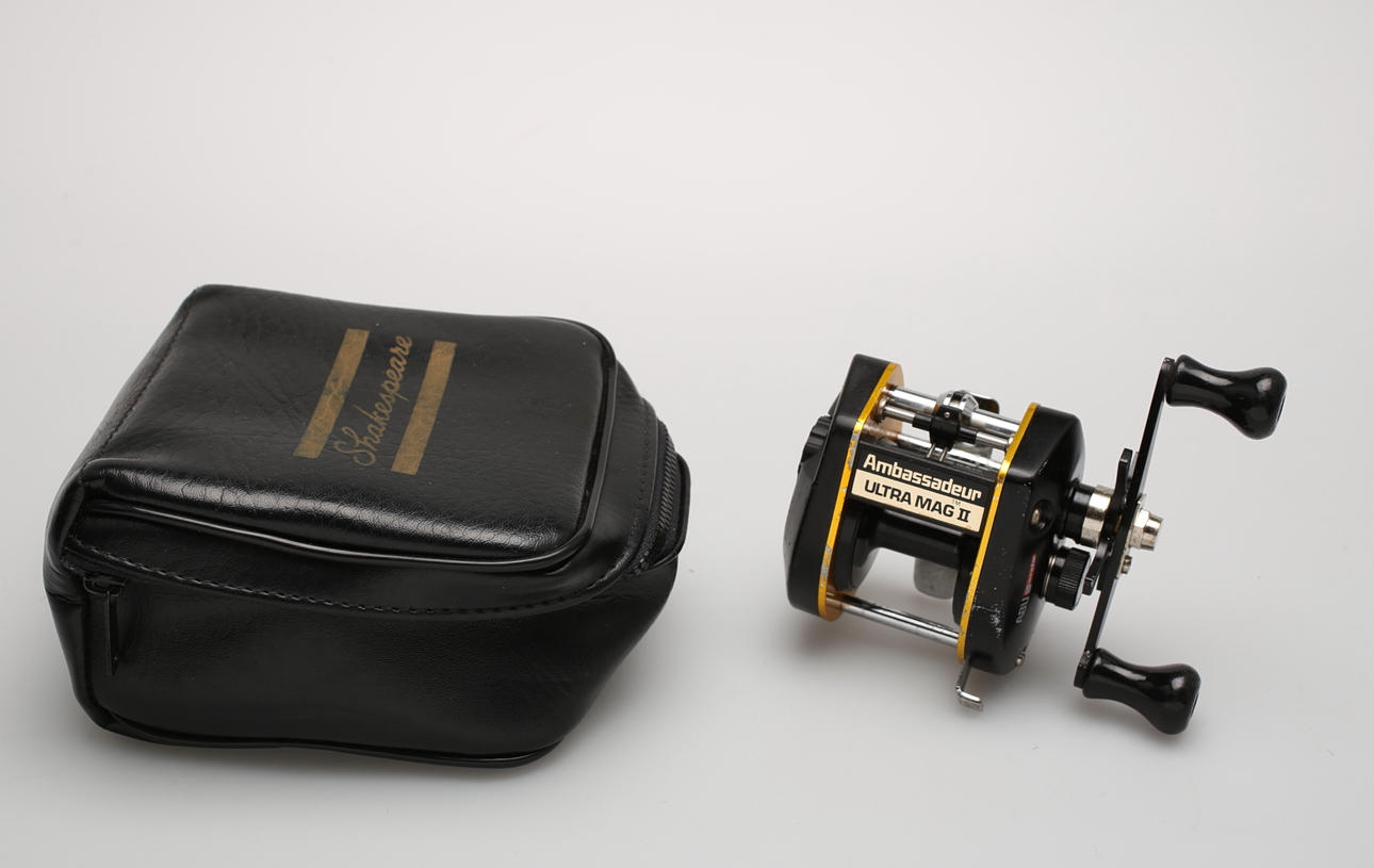 SPINNFISKERULLE, Ambassadeur Ultra Mag II.