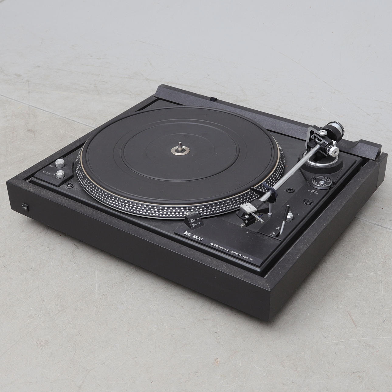 SKIVSPELARE, Dual 606.