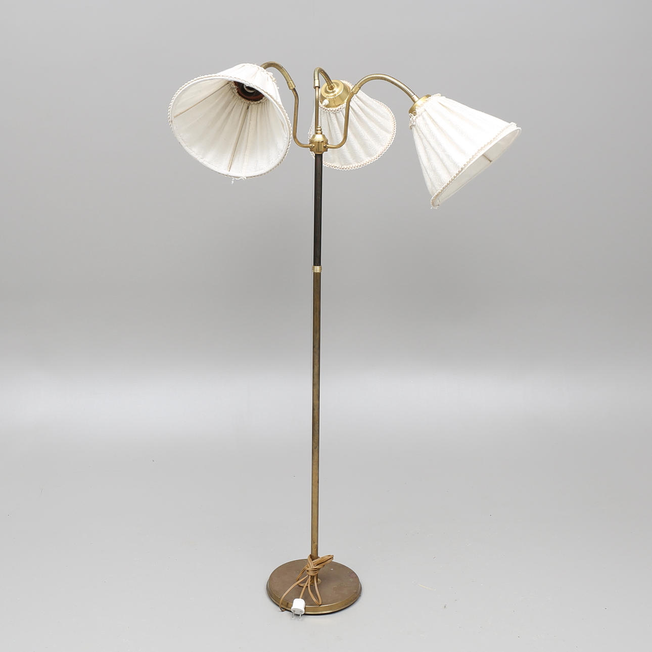 GOLVLAMPA, 3-armad, 1900-talets mitt.