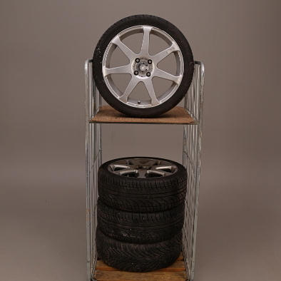 SOMMARDÄCK, 4 st, aluminiumfälgar fyrhåls - Advanti Racing Spring.