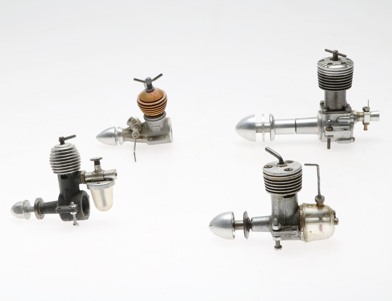 MOTORER, för modellflygplan, 4 stycken.