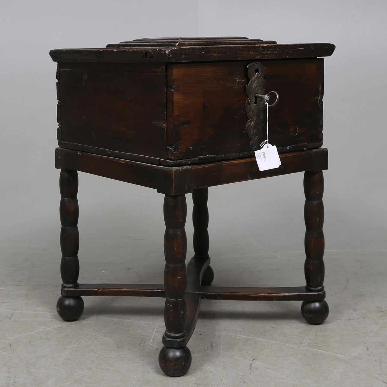 SILVERSCHATULL på BEN, 1700-tal.