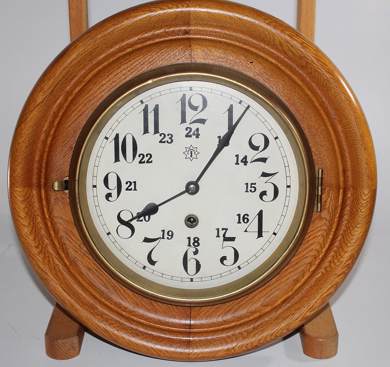 VÄGGKLOCKA, trä, Junghams.