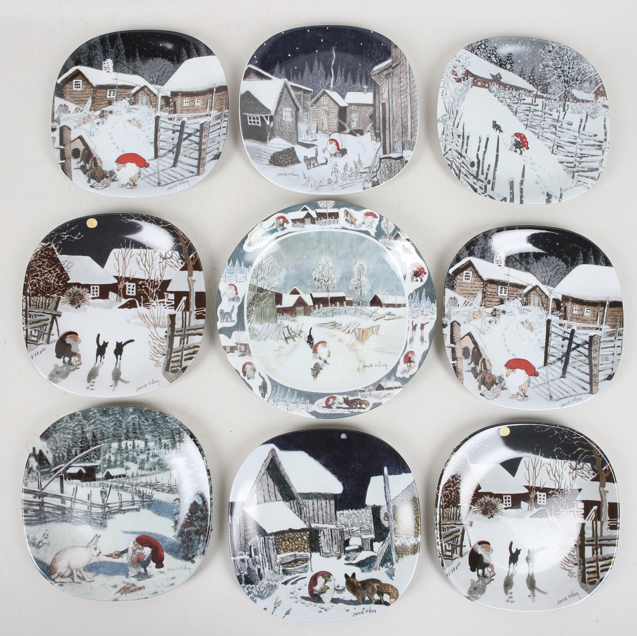 HARALD WIBERG. Samlartallrikar, 9 st, porslin, 