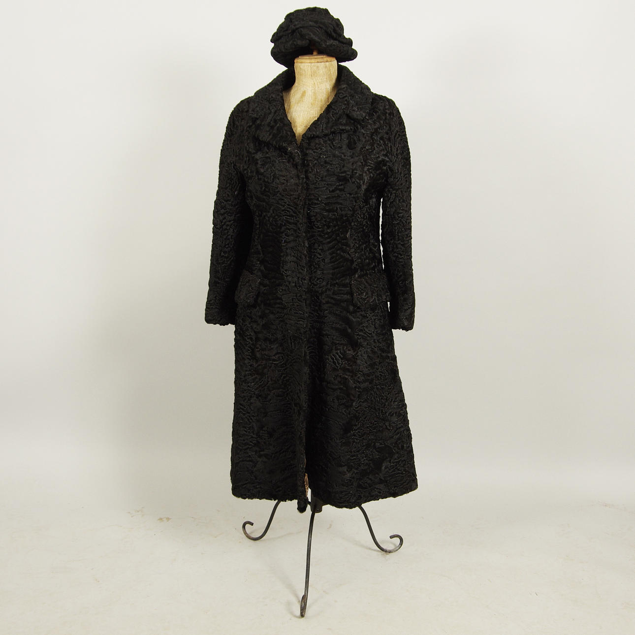 Päls samt hatt, persian.