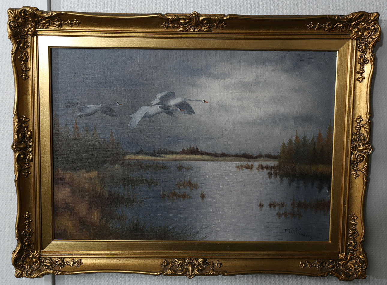 WALTER LILJENBERG. Olja på duk, Flygande svanar över sjö, signerad W Liljenberg.