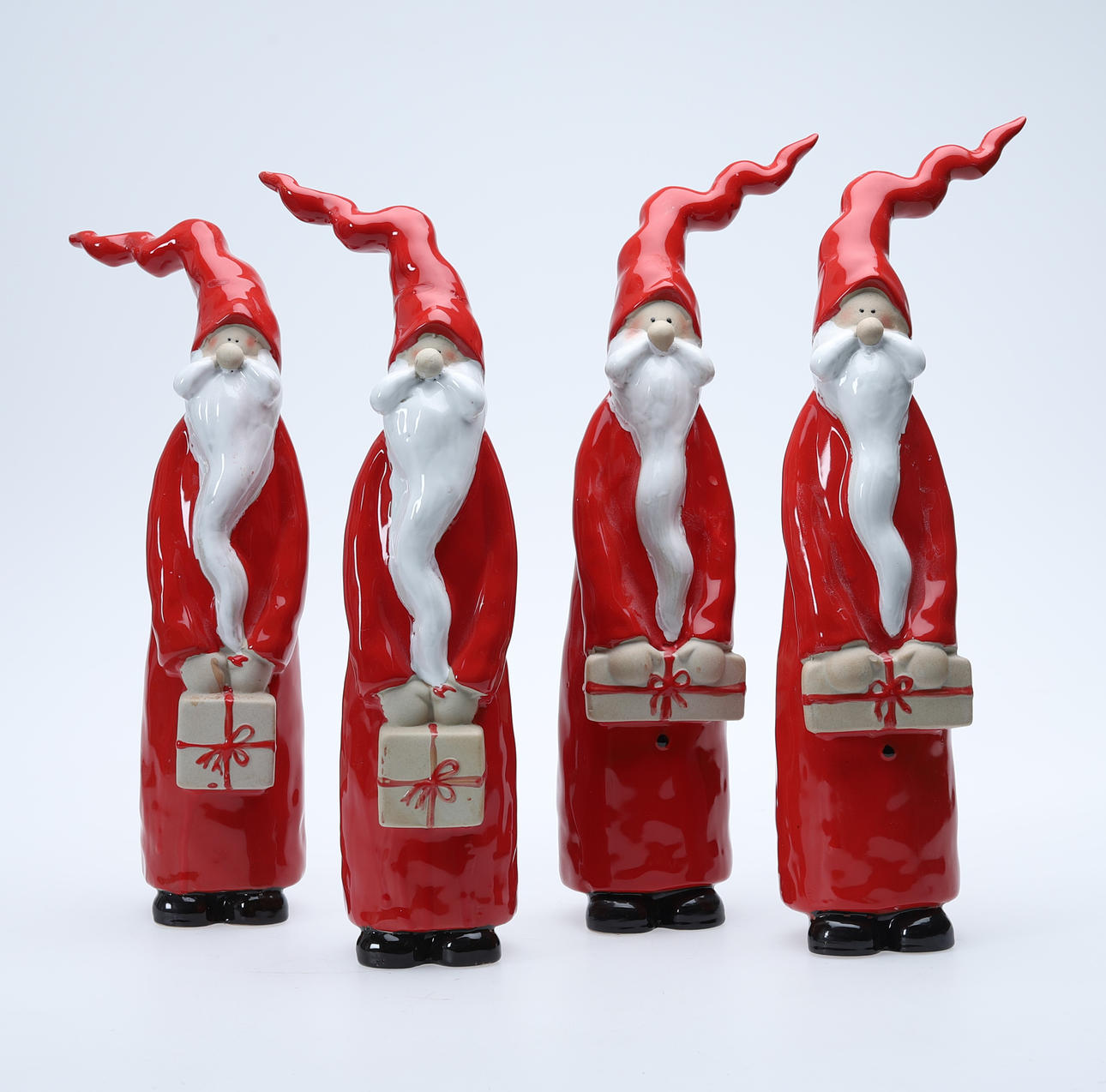 TOMTAR, 4 stk, keramik.