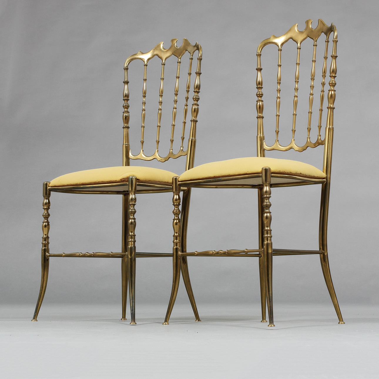 STOLAR, ett par, Italien.