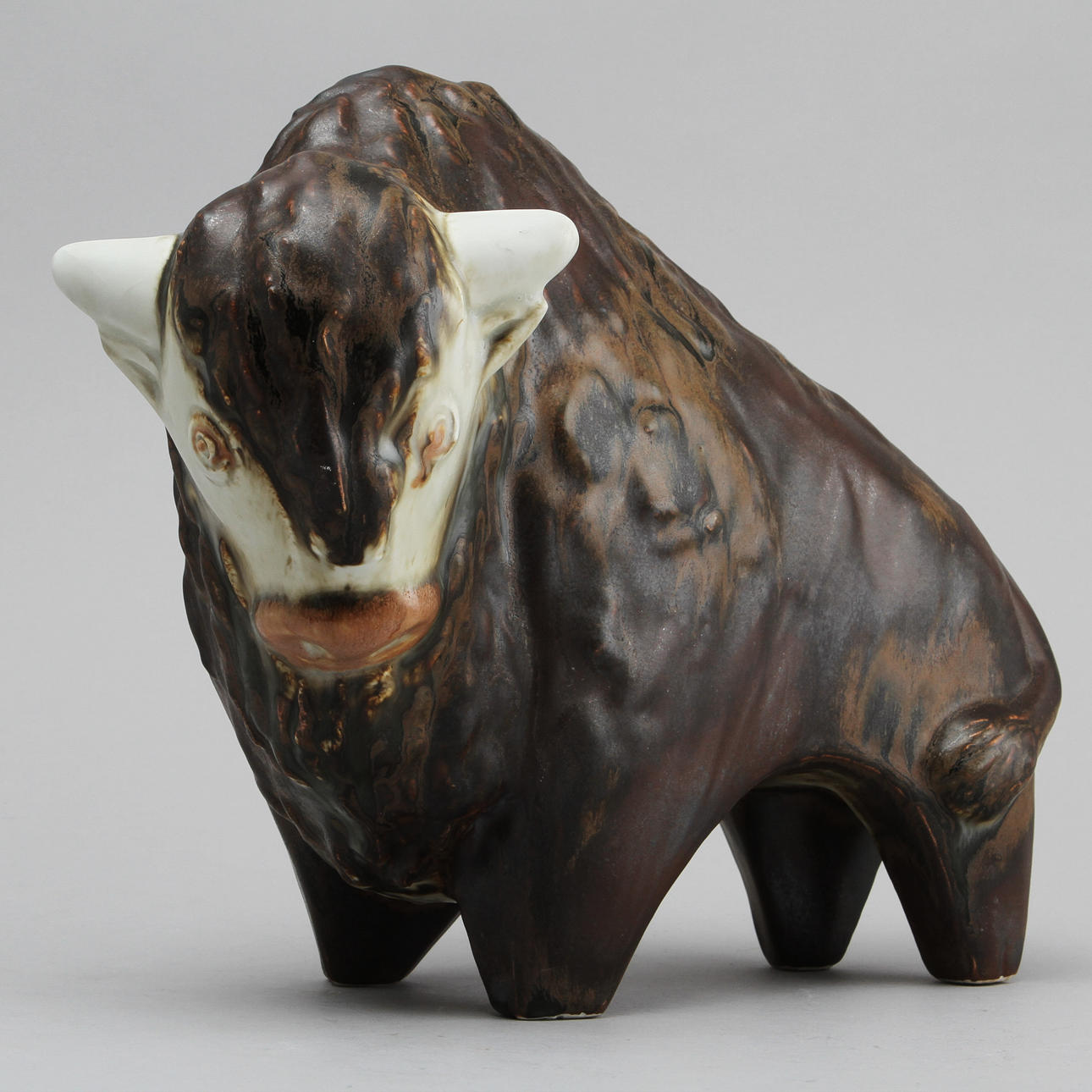 FIGURIN, stengods, Taisto Kaasinen, Arabia, Finland.